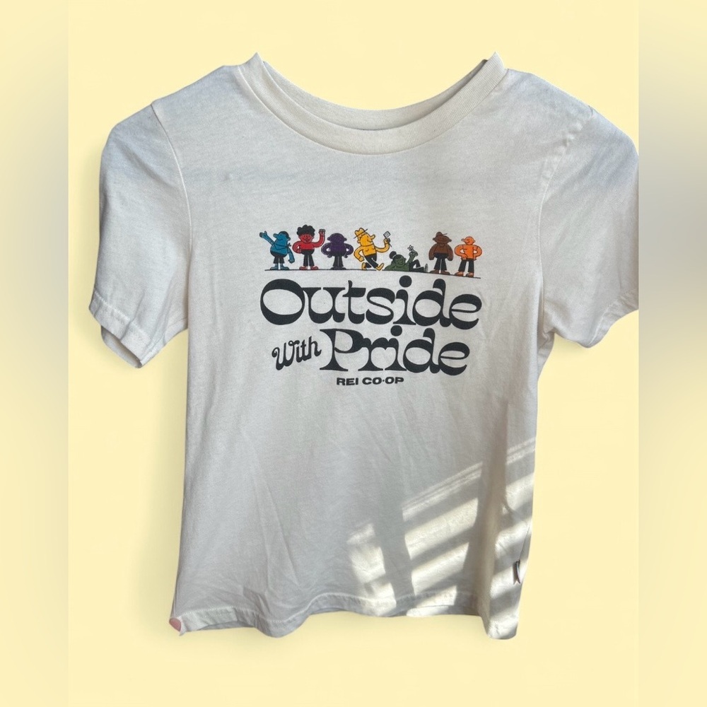 REI Co-op “Outside With Pride” Graphic Tee 🌈 Retired Design | Medium